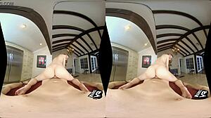 Porno în realitate virtuală cu o adolescentă brunetă în bucătărie