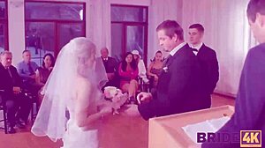 Bruidegom kijkt toe terwijl zijn bruid vreemdgaat met een vreemdeling in het openbaar
