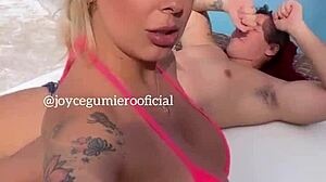 ¡Masaje junto a la piscina de Loira y juego anal en Cancún!