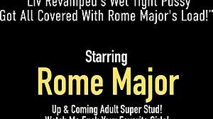 A buceta molhada e apertada de Rome Majors recebe uma carga generosa do pau enorme dele depois de uma punheta e garganta profunda