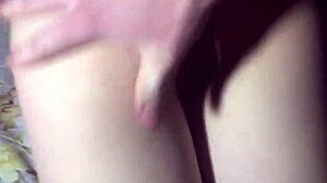 O femeie latină primește acțiune anală și penis mare într-un videoclip de petrecere făcut acasă