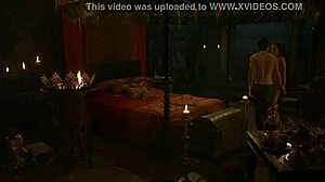 Carice van wood og Melisandres har en hed sexscene i Game of Thrones